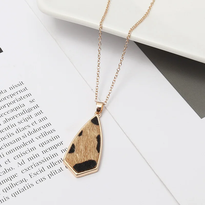 Akrilik Abalone Kabuk Leopar K - Body Jewelry Brands incelemesi ve fiyatı